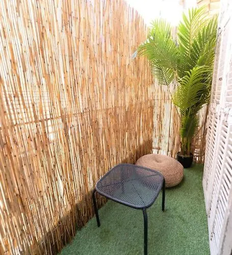 Ag 4 Calif 4 Galaxie Apartman